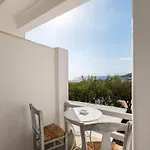 Baybees Sea View 普拉迪斯亚罗斯